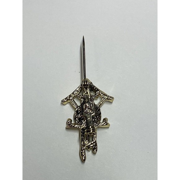 Vintage Gold Tone Cuckoo Clock Pearlized Face Teeny Brooch Pin - Picture 10 of 12